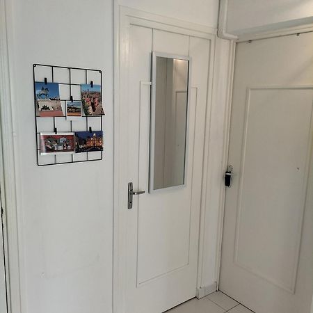 Joli Appartement Proche Metro Лион Экстерьер фото