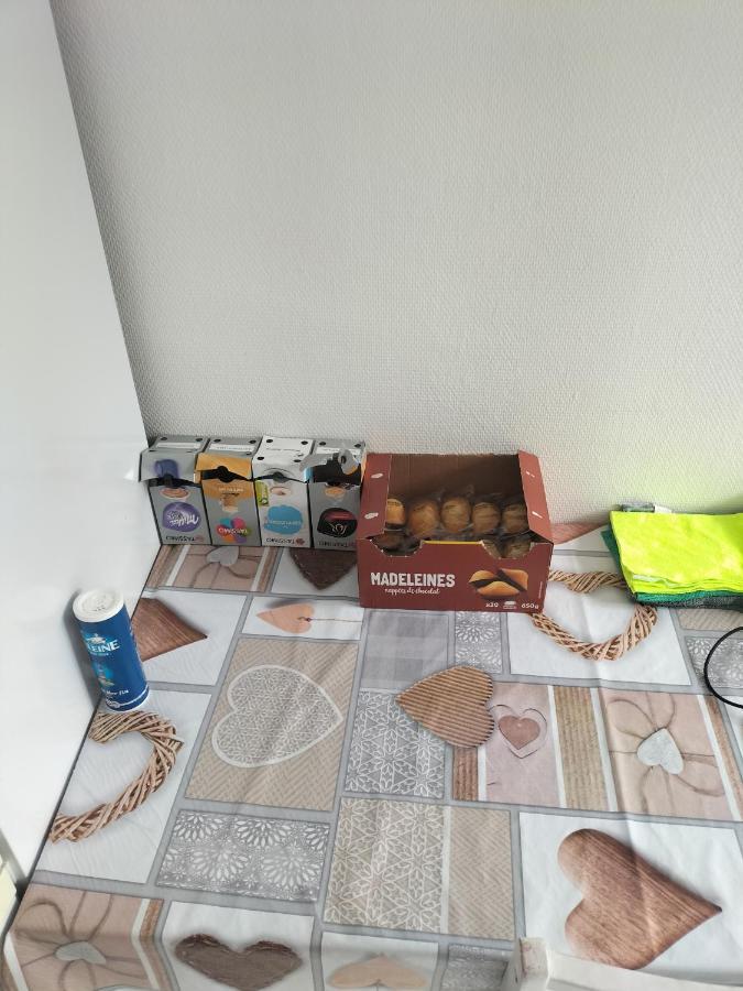Joli Appartement Proche Metro Лион Экстерьер фото